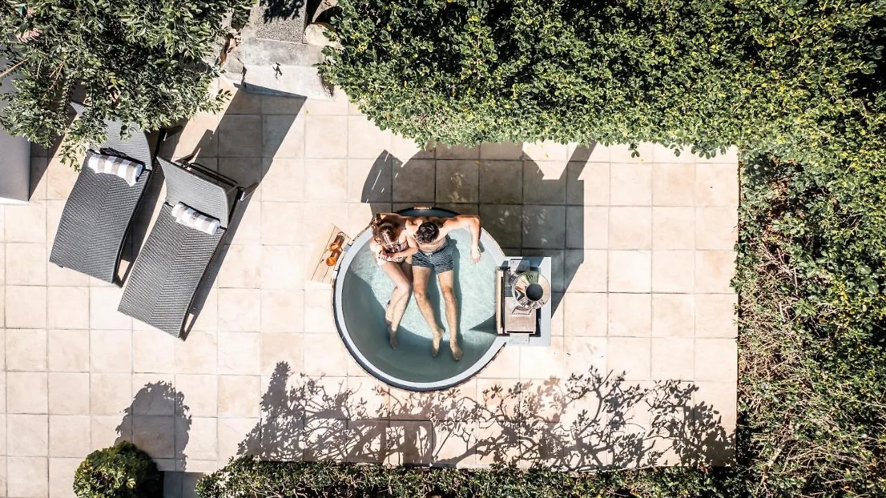Bingley Place - Camps Bay Luxury Villa ケープタウン 0*,  南アフリカ